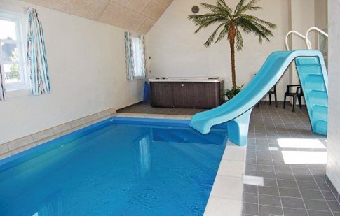 luksus pool sommerhus i blåvand til 20 personer_130-P32500