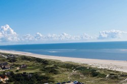 Panoramabillede af klitter og strand ved Blåvand