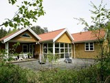 Dejligt sommerhus til 10 personer i Vestre Sømark på Bornholm.