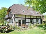 Hyggelig loftslejlighed til 3 personer beliggende i udkanten af nationalparken Kellerwald i byen Frankenau.