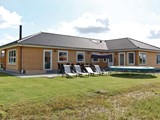 Privat udlejning af sommerhus med pool Emne nr.: 160-B3265