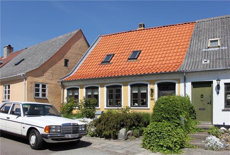 Velholdt skipperhus i 2 etaget til 4 personer med en hyggelig gårdhave beliggende i Marstal på det sydlige Ærø.