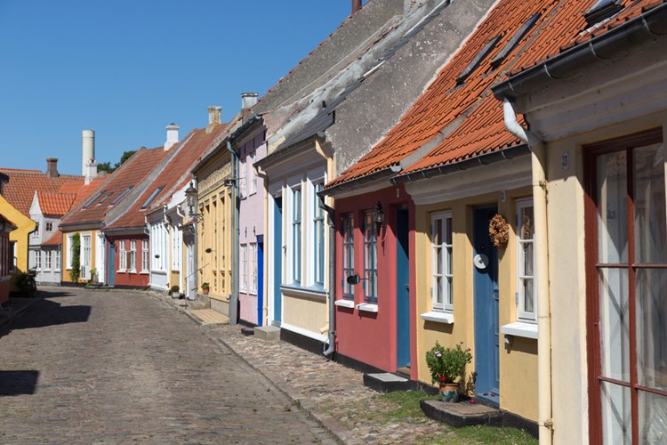Farverige huse i Ærøskøbing på Ærø