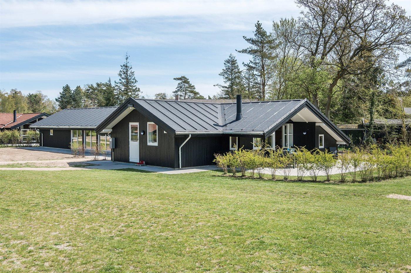 Kæmpe sommerhus marielyst Emne nr. 121-82-0801