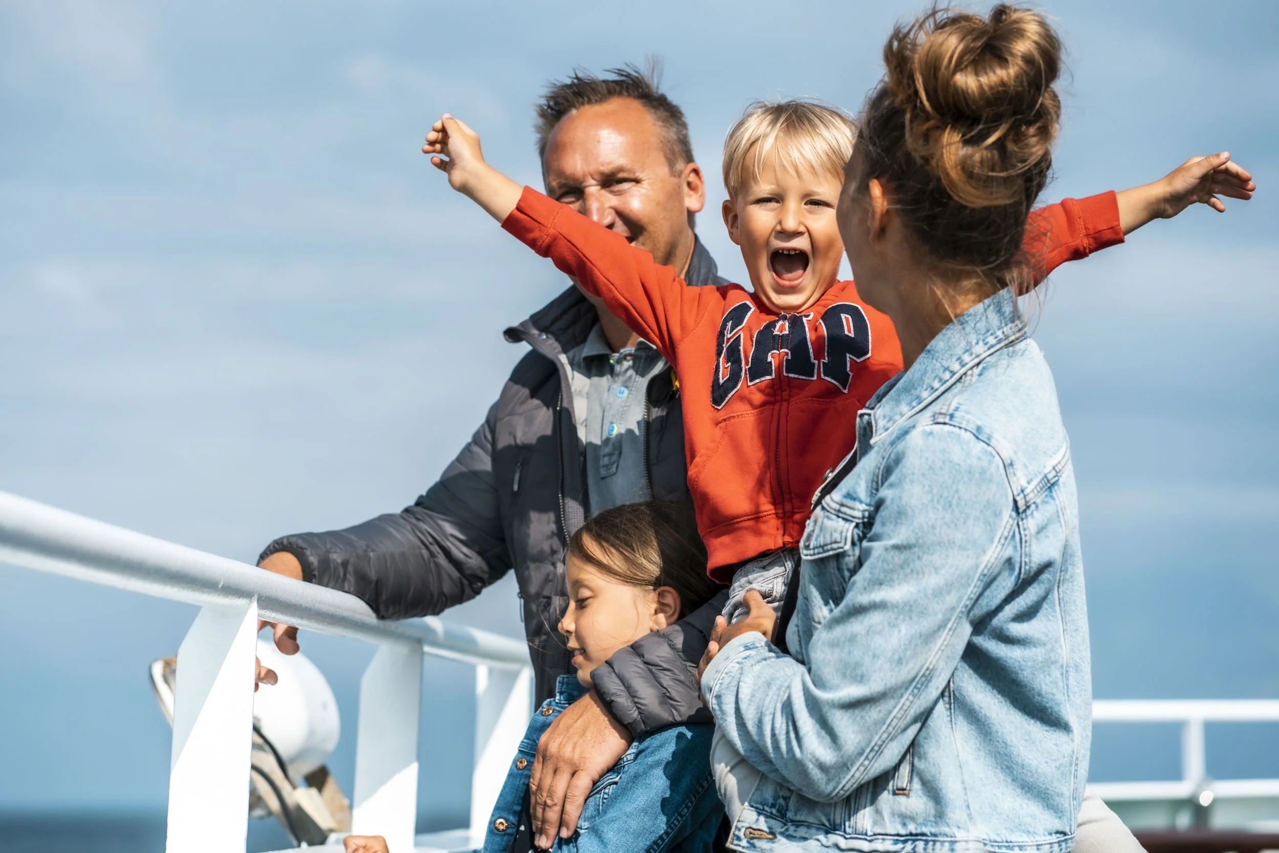 Familie på FRS SYltfähre